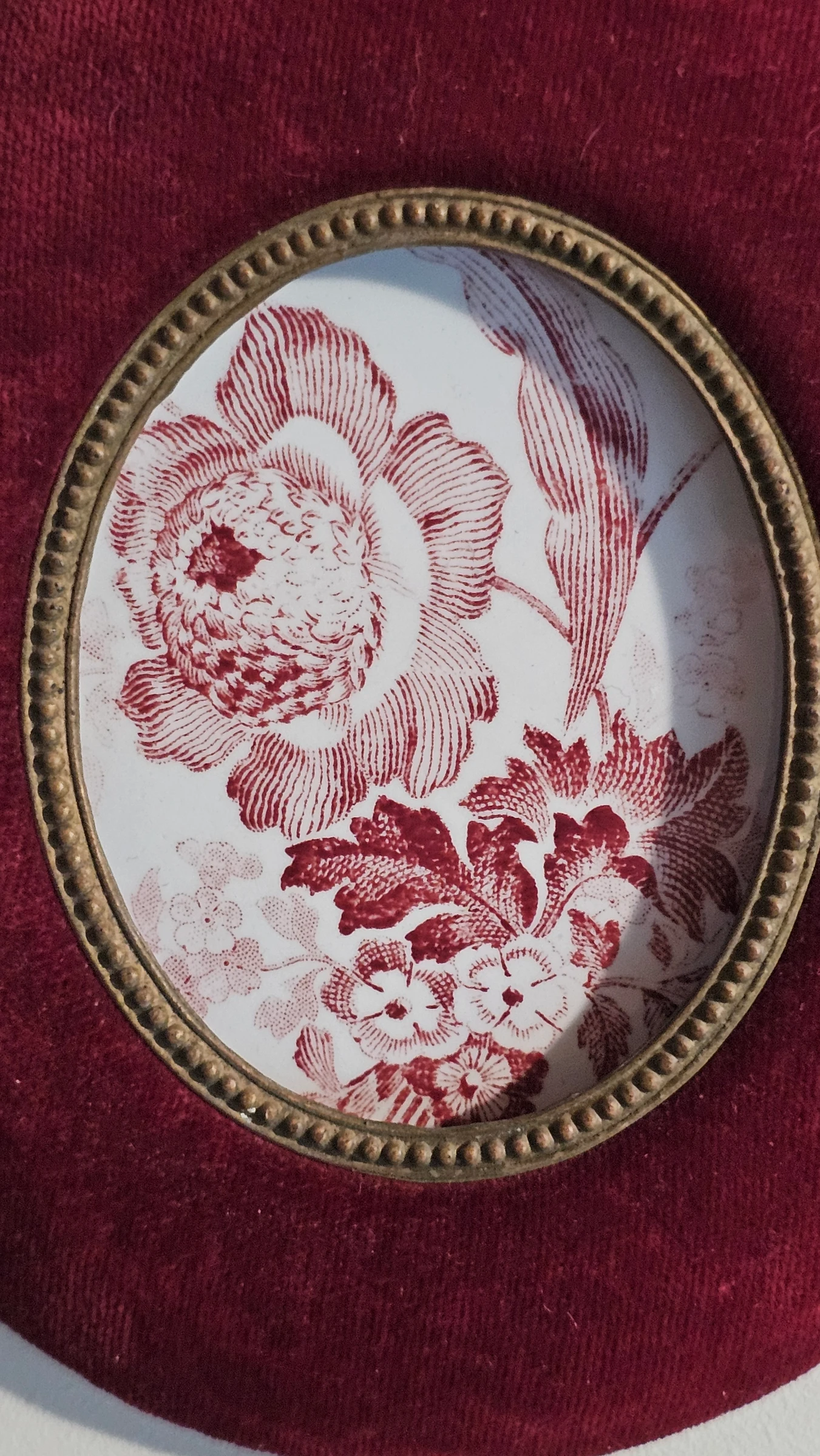Old velvet frame iron earth plate Fontanges – photo 4